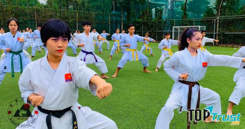 Võ Đường Uy Sơn