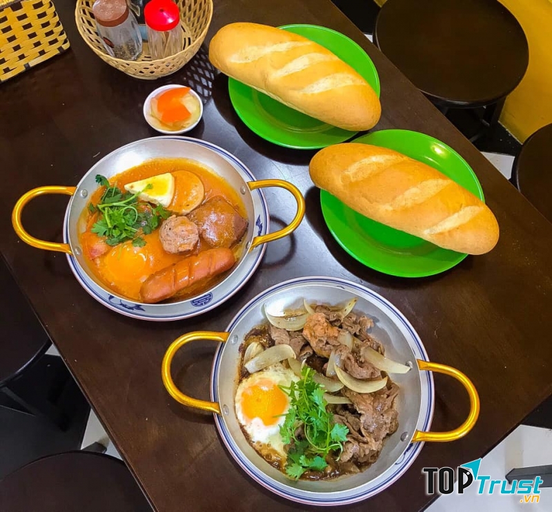 Bánh mì chảo tại Vua Bánh Mì Chảo