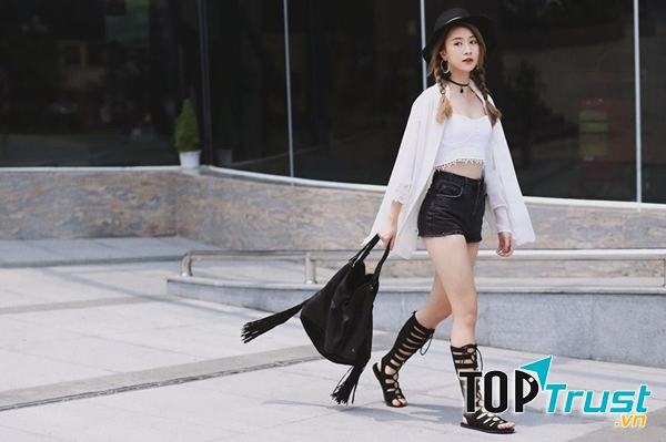 Vừa đi vừa chụp