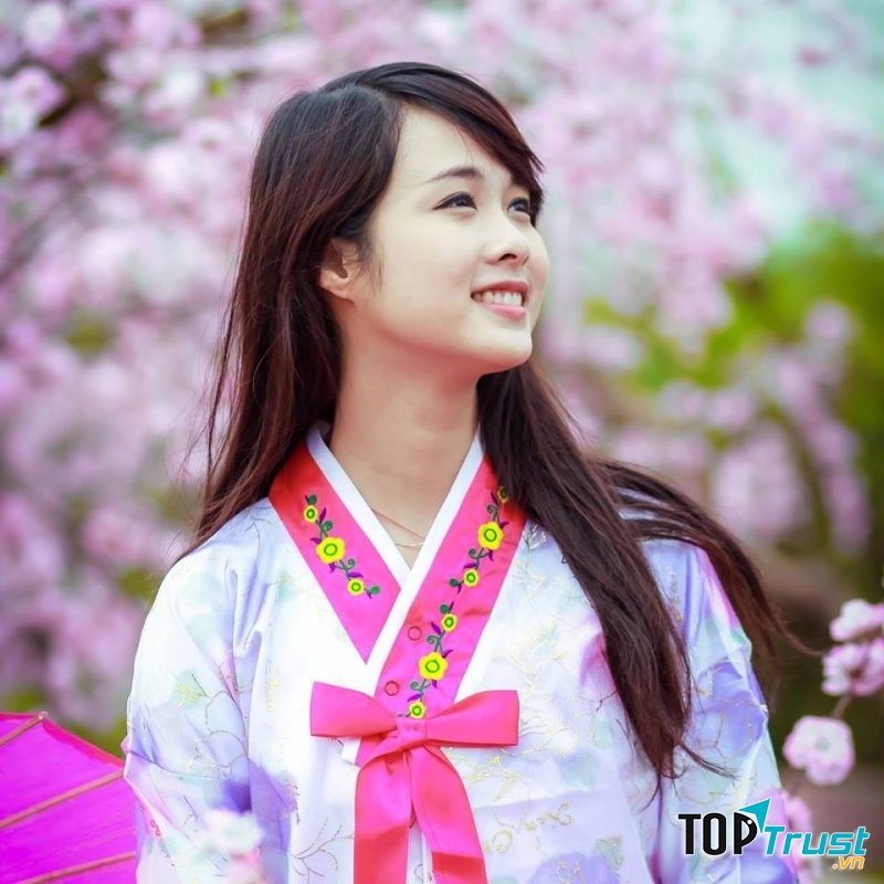 Con gái Hải Phòng mang vẻ đẹp tươi trẻ, tự tin, năng động