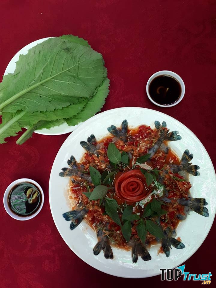 Món ngon hấp dẫn tại nhà hàng