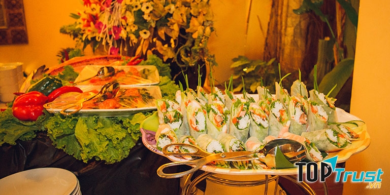 Nhà hàng Vườn Phố