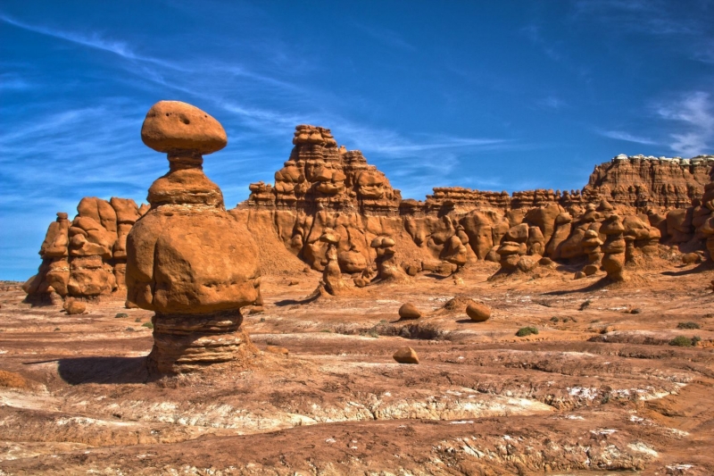 Những tảng đá yêu tinh khiến nơi đây giống một địa điểm ở ngoài hành tinh hơn là ở trái đất.