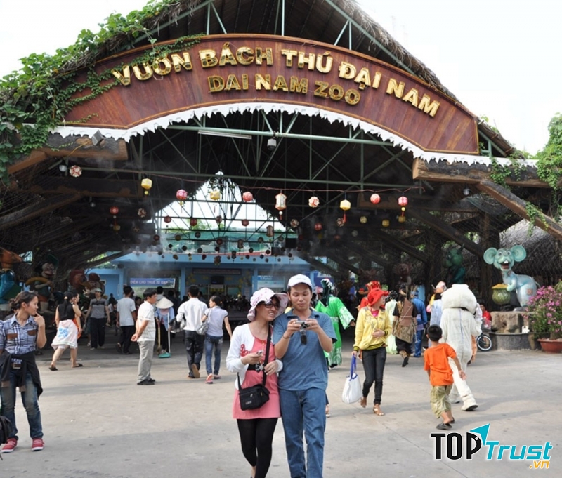 Vườn thú Đại Nam được xây dựng theo mô hình mở rất thân thiện