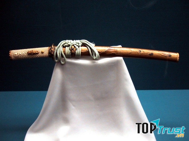 Wakizashi thường có chiều dài từ 30 - 60 cm