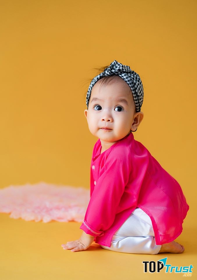 Các bé siêu đáng yêu dưới bàn tay của We Media