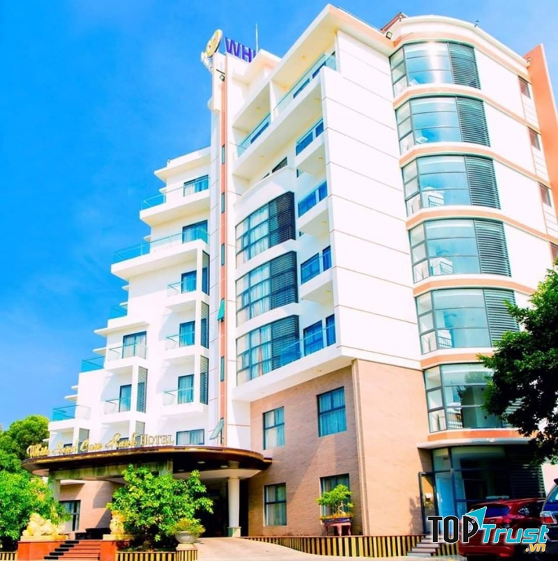 White Sand Cam Ranh Hotel