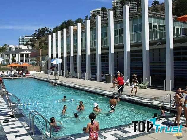 Biệt thự William Randolph Hearst’s Mansion