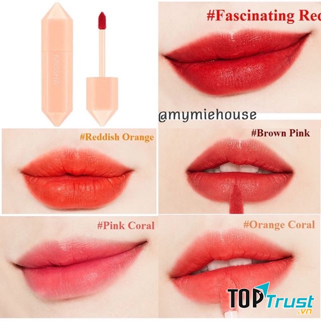 Khi tô son sẽ nhanh chóng tiệp vào môi, tạo nên một lớp tint bóng trên môi cực kì đẹp và quyến rũ. 