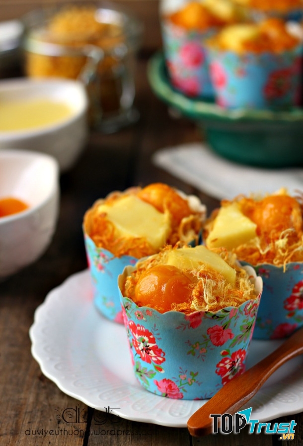 Bánh bông lan trứng muối Wonderlust