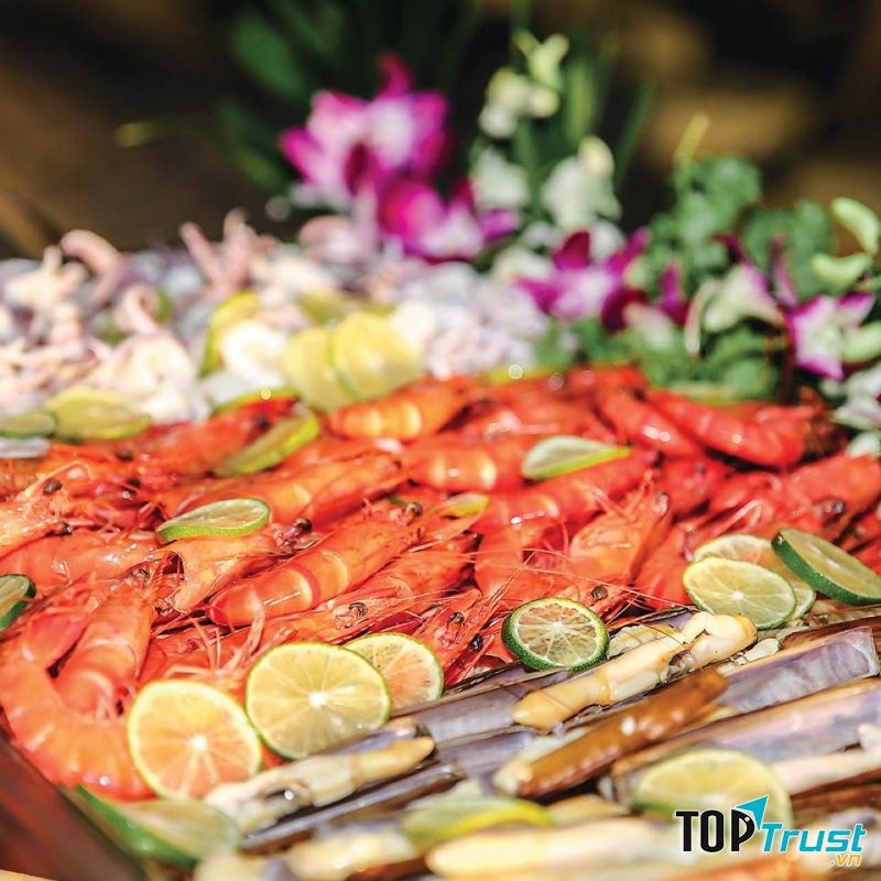 Wyndham Legend Halong