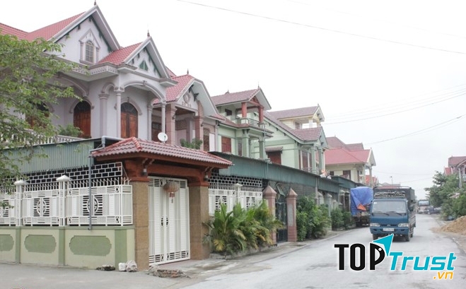Những căn biệt thự tiền tỉ mọc lên trên đất Đô Thành
