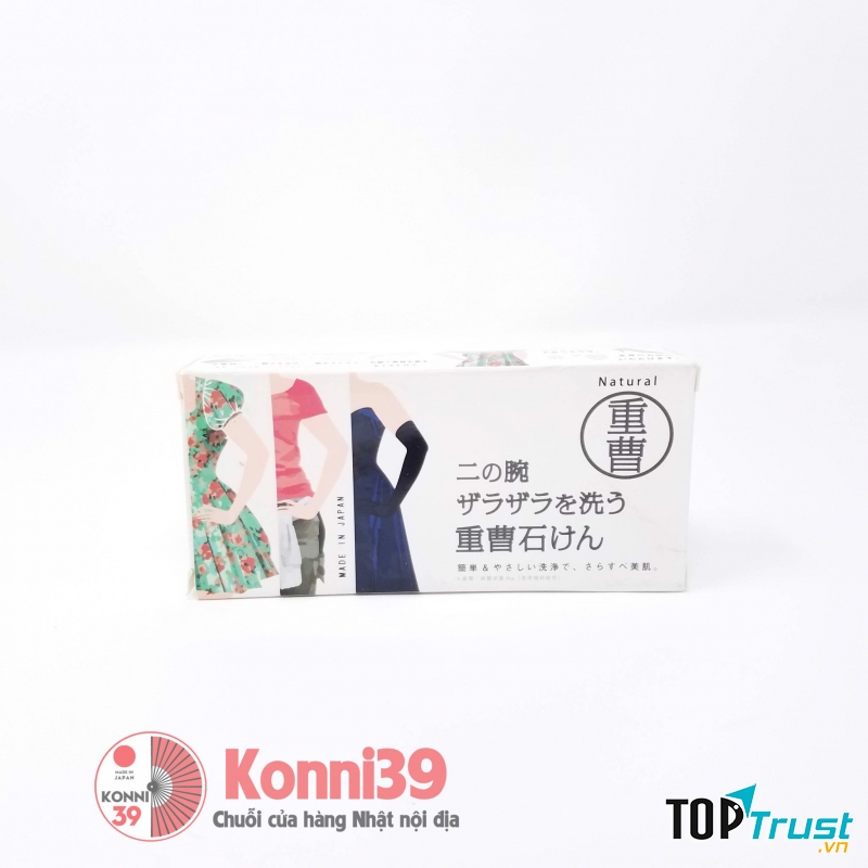   Xà phòng Nhật Bản Pelican Natural Baking Soda Soap có chứa baking soda, nham thạch Maroc, bùn biển, nước Maple, mật ong, bơ hạt mỡ, nước hoa hồng đem lại những hiệu quả thần kì cho da, giúp ngừa mụn, trị viêm và giúp da trắng sáng tự nhiên.