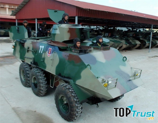 Xe bọc thép quân đội