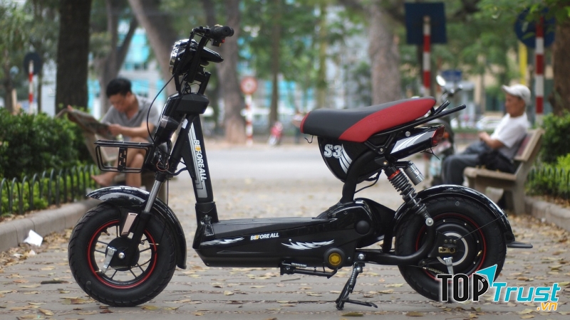 Xe đạp điện Giant M133 S3