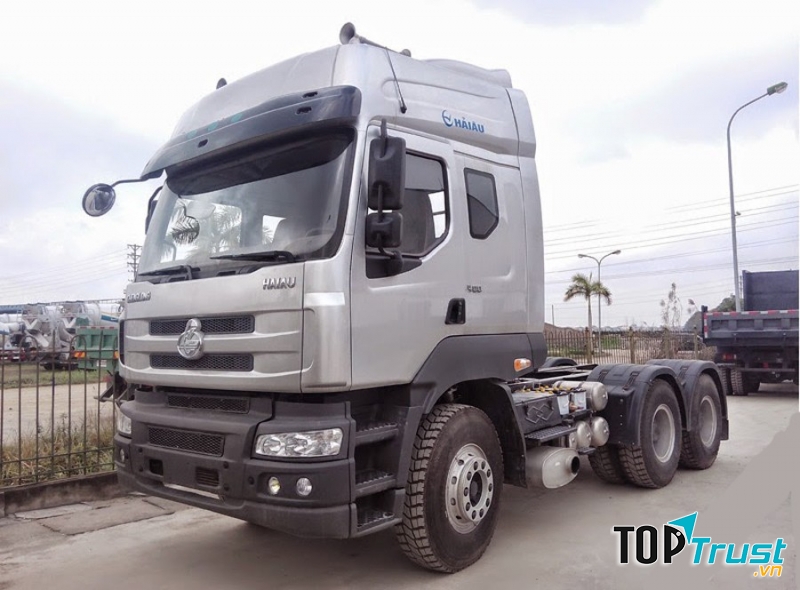 xe đầu kéo Chenglong