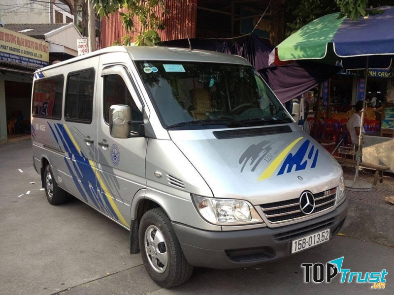 Nhà xe Ngọc Huyền