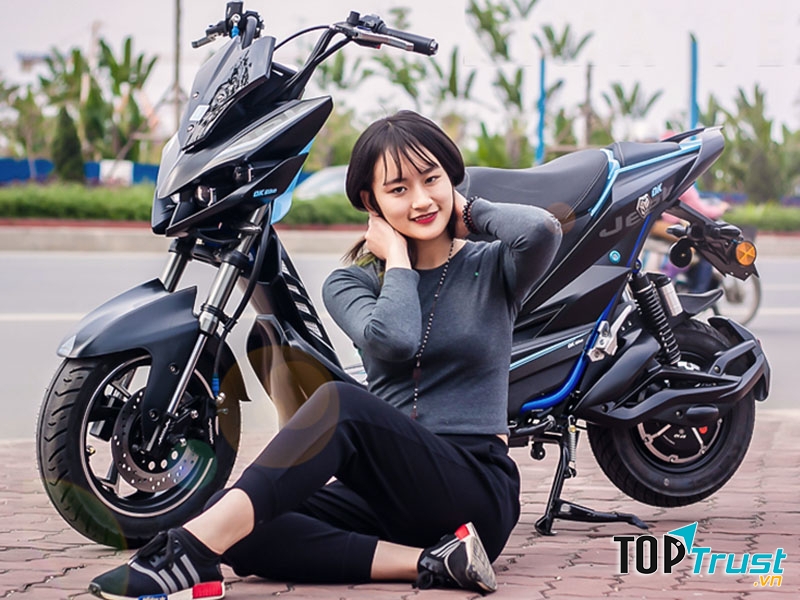 Xe máy điện DK Jeek
