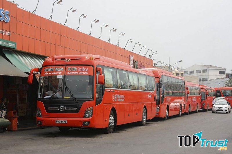 Xe Phuong Trang (Futa Bus)