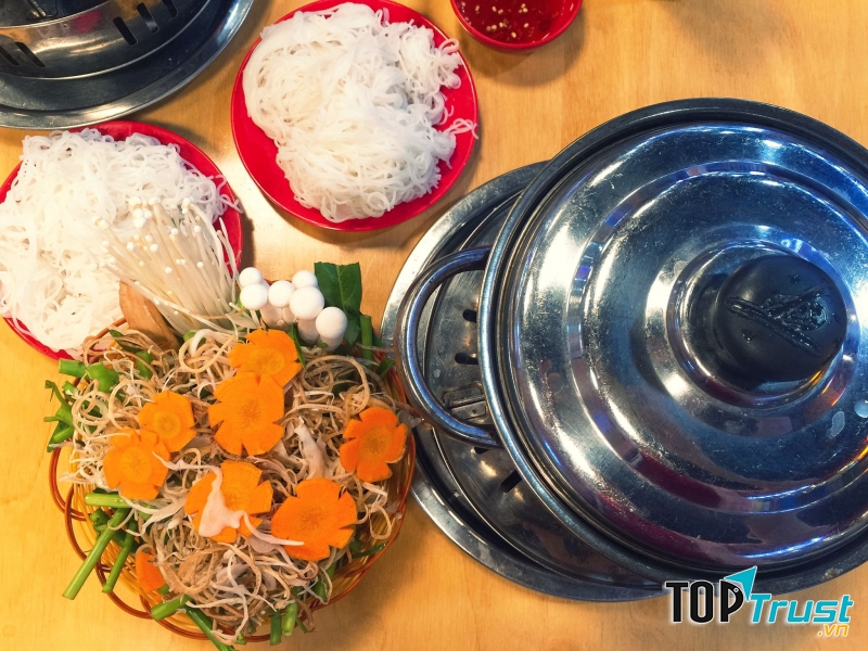 Lẩu một người tại Xiêm quán
