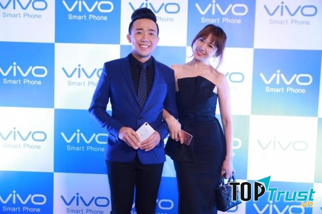 Có một điều không thể phủ nhận rằng từ ngày yêu Trấn Thành Hari Won đã lột xác trở thành một cô nàng quyến rũ và xinh đẹp hơn rất nhiều.