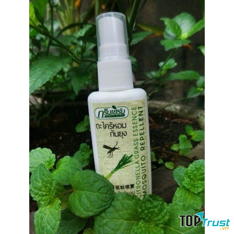 Xịt Chống Muỗi Hương Sả Green Herb Thái Lan
