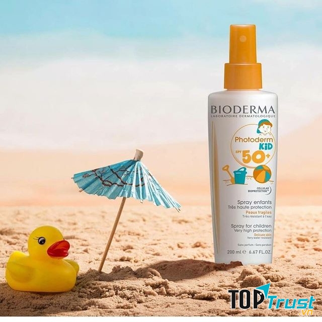 Xịt Chống Nắng Cho Bé Bioderma Photoderm Kid Lait Enfant SPF50+