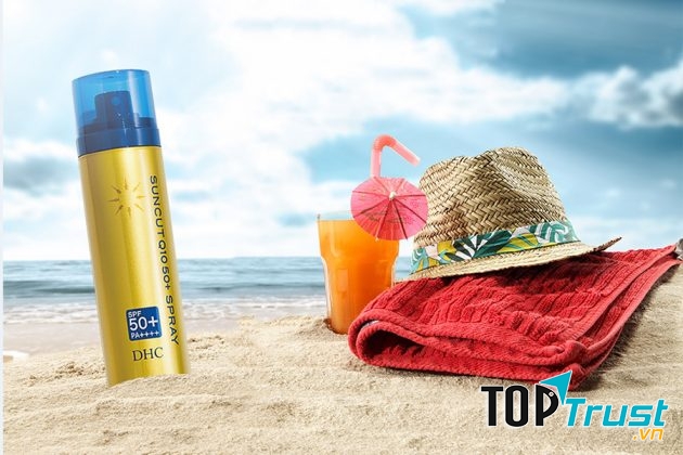 Xịt chống nắng dưỡng da DHC SPF50
