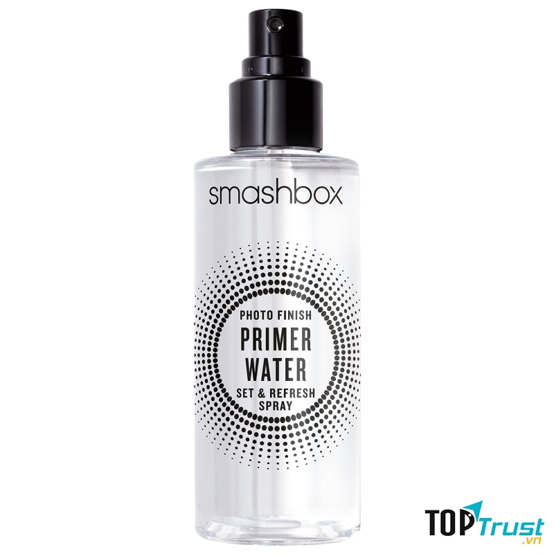 Xịt khoáng Photo Finish Primer Water có thiết kế vòi xịt phun sương, đảm bảo độ lan toả đều trang gương mặt, tinh chất khoáng khi xịt không quá mạnh mà rất nhẹ nhàng không gây đau rát hay làm tổn thương mắt