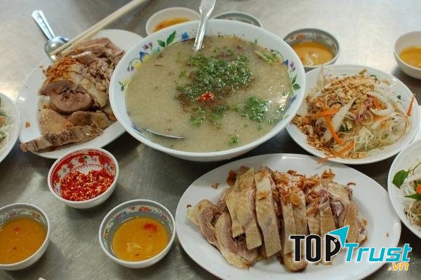Xôi Gà Bến Ngự