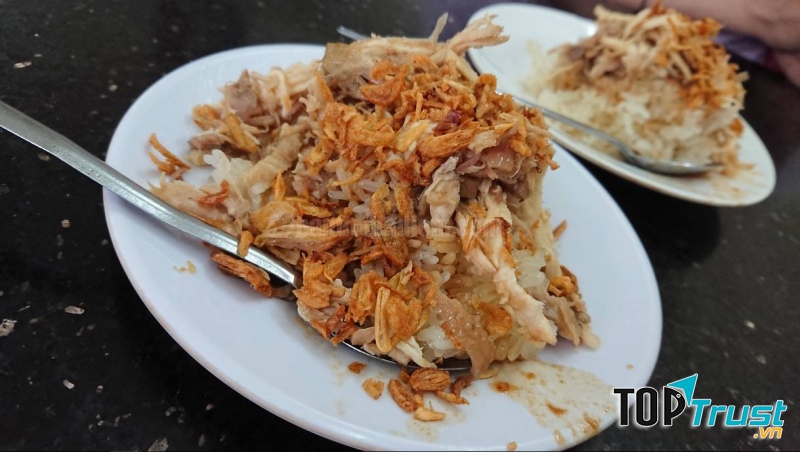 Xôi gà Út Mập