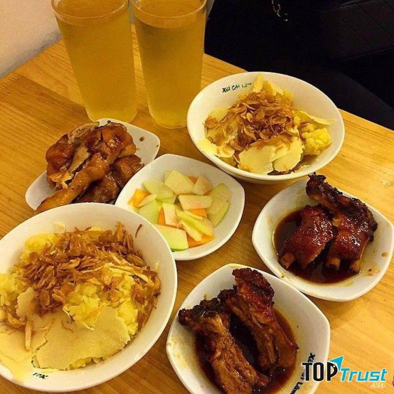 Xôi sườn cay Cát Lâm