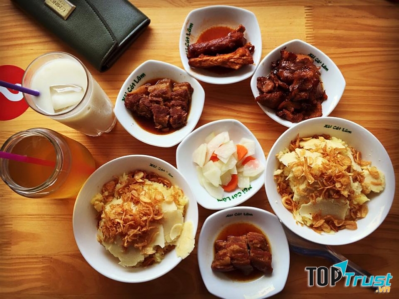 Xôi sườn cay Cát Lâm