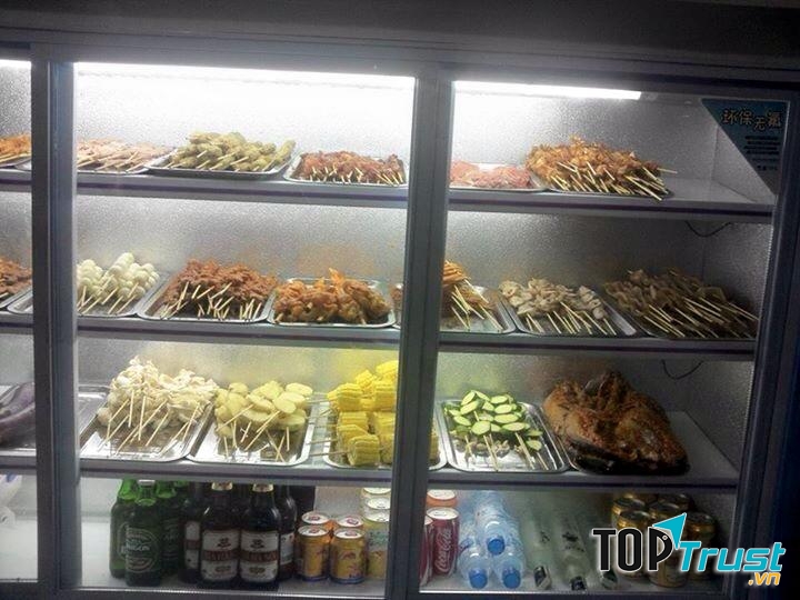 Thực phẩm được bảo quản kỹ càng tại Xóm Nướng Việt - Trung