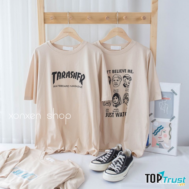 Sức hút mạnh mẽ của shop nằm ở cái chất rất riêng của những mẫu quần áo đa dạng, đặc biệt là áo thun