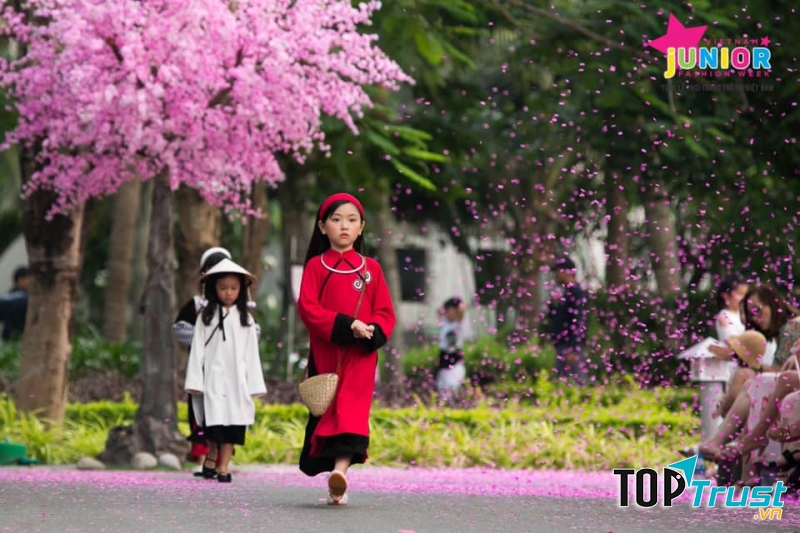 Xuan Lan's Academy - Học viện Đào tạo Xuân Lan