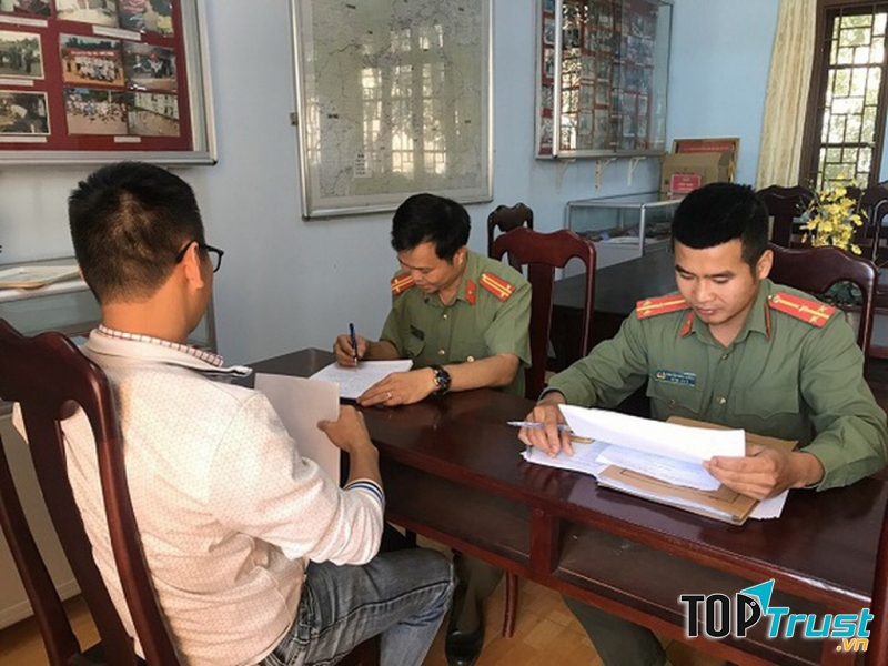 Lưu truyền thông tin giả mạo, sai sự thật về tình hình dịch bệnh covid-19