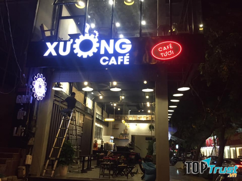 Xưởng cafe