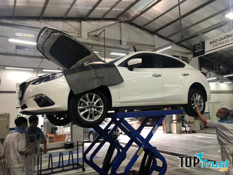 Xưởng dịch vụ Mazda Lê Văn Lương