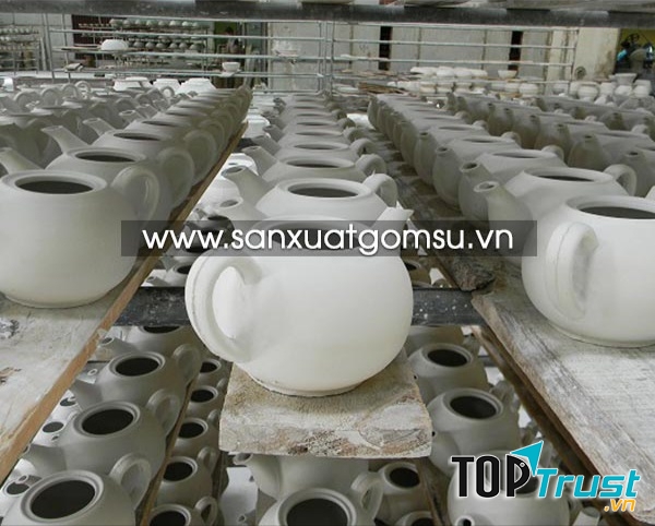 Xưởng Gốm Việt