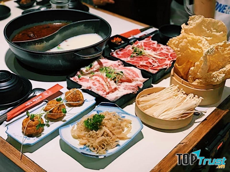 Cùng với vô vàn topping” tươi ngọt, xanh mướt và 100% nguyên liệu tươi sạch ở Đà Lạt.