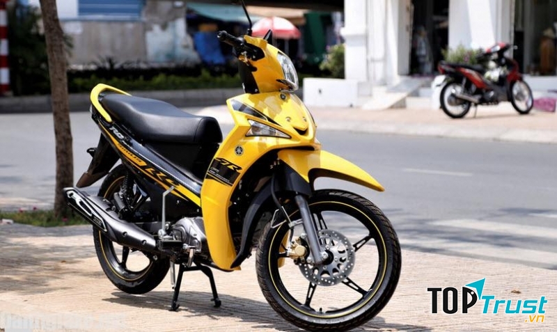 Yamaha Sirius màu vàng trẻ trung, cá tính