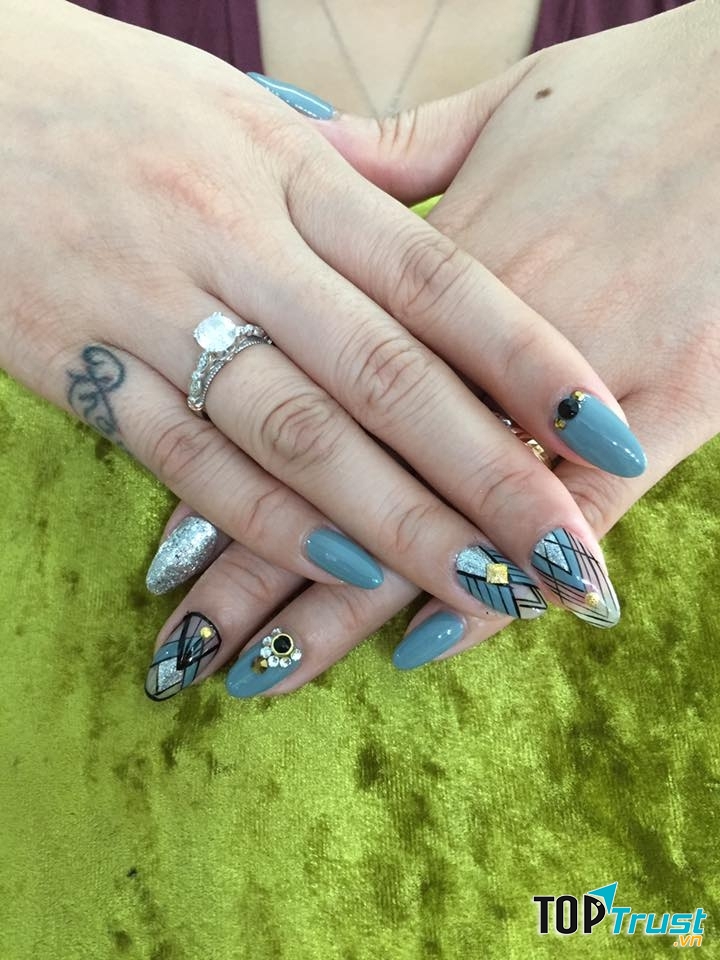 Yan Nails