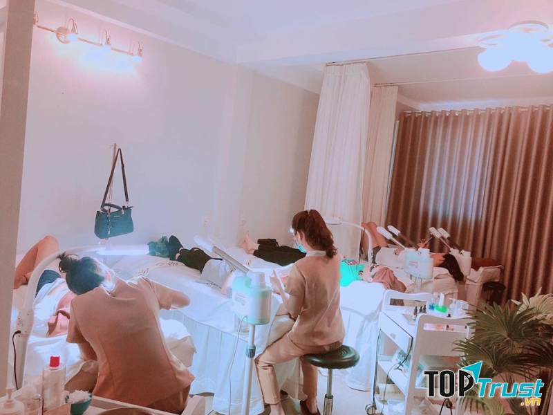 YANA Clinic & Spa