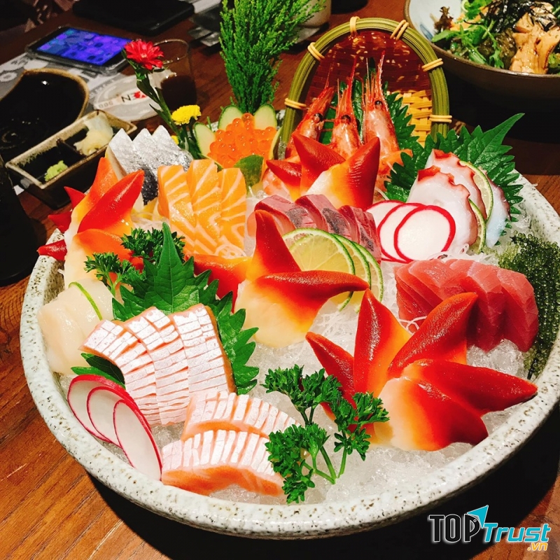 Yen Sushi & Sake Pub