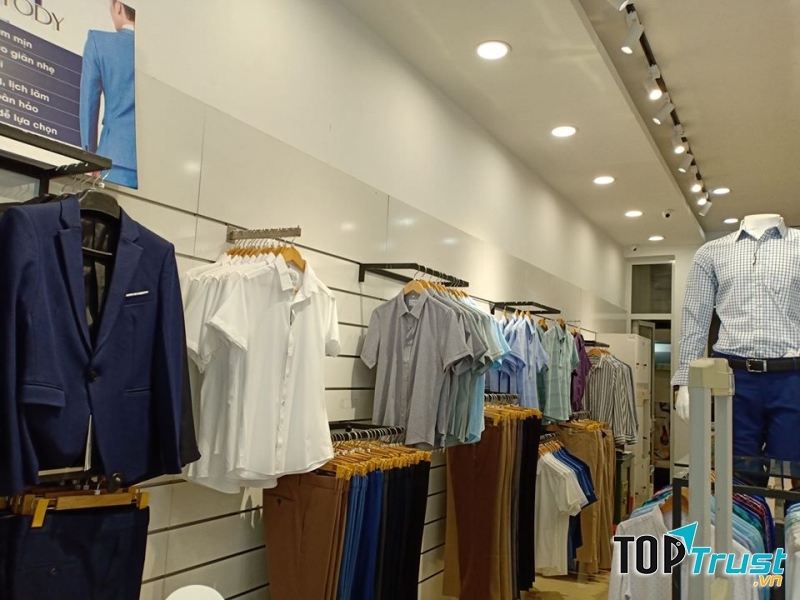 Quần âu nam của Yody Thanh Hóa rất được các quý ông ưa chuộng.