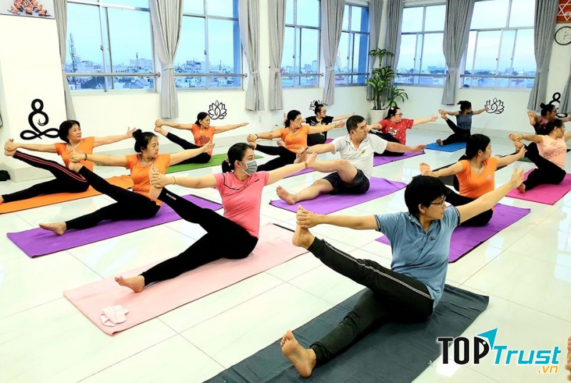 Yoga Ananda Cần Thơ