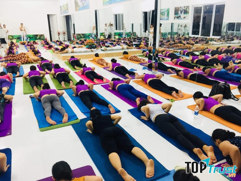 Yoga Thuận Hóa