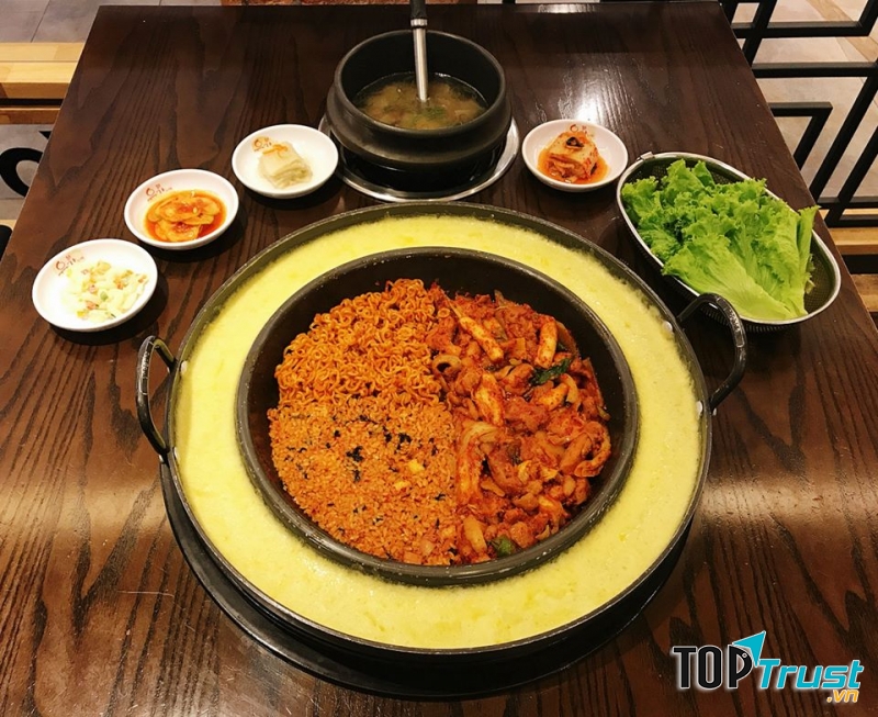 Yoogane Chicken Galbi - Aeon Mall Long Biên