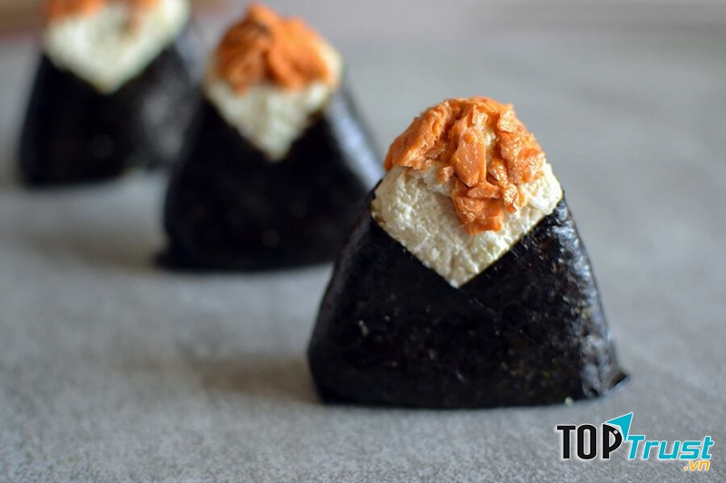 Yuka Onigiri Shop - Cơm Nắm Nhật Bản